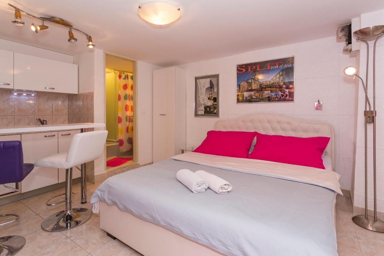 Modern And Practical Studio In The Heart Of Split Luaran gambar