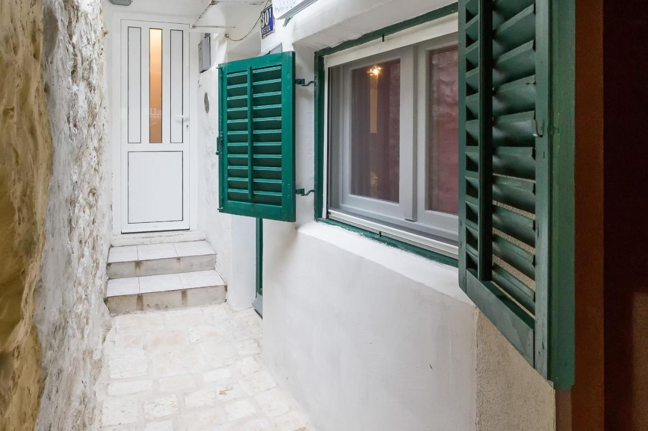 Modern And Practical Studio In The Heart Of Split Luaran gambar