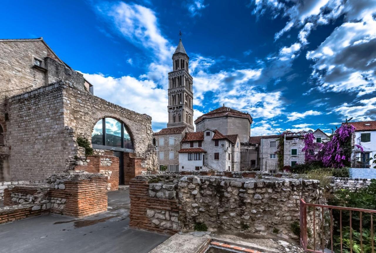 Modern And Practical Studio In The Heart Of Split Luaran gambar