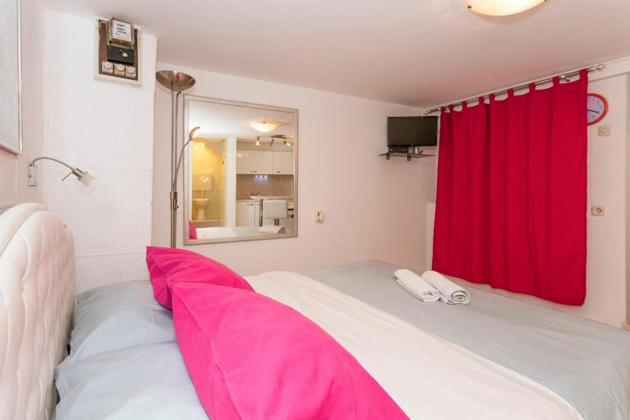 Modern And Practical Studio In The Heart Of Split Luaran gambar